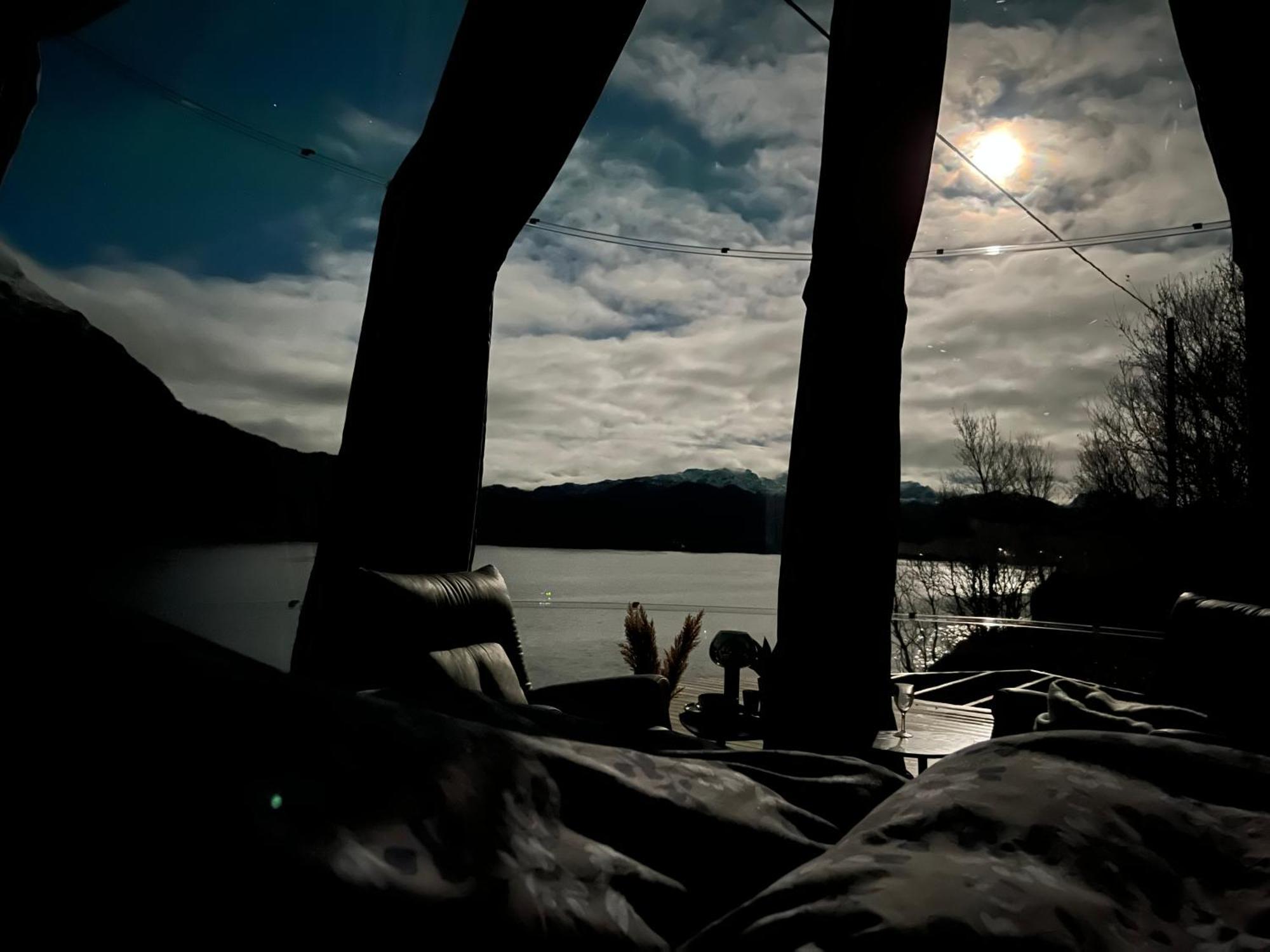 Lofoten Glampingdome Myrland 外观 照片