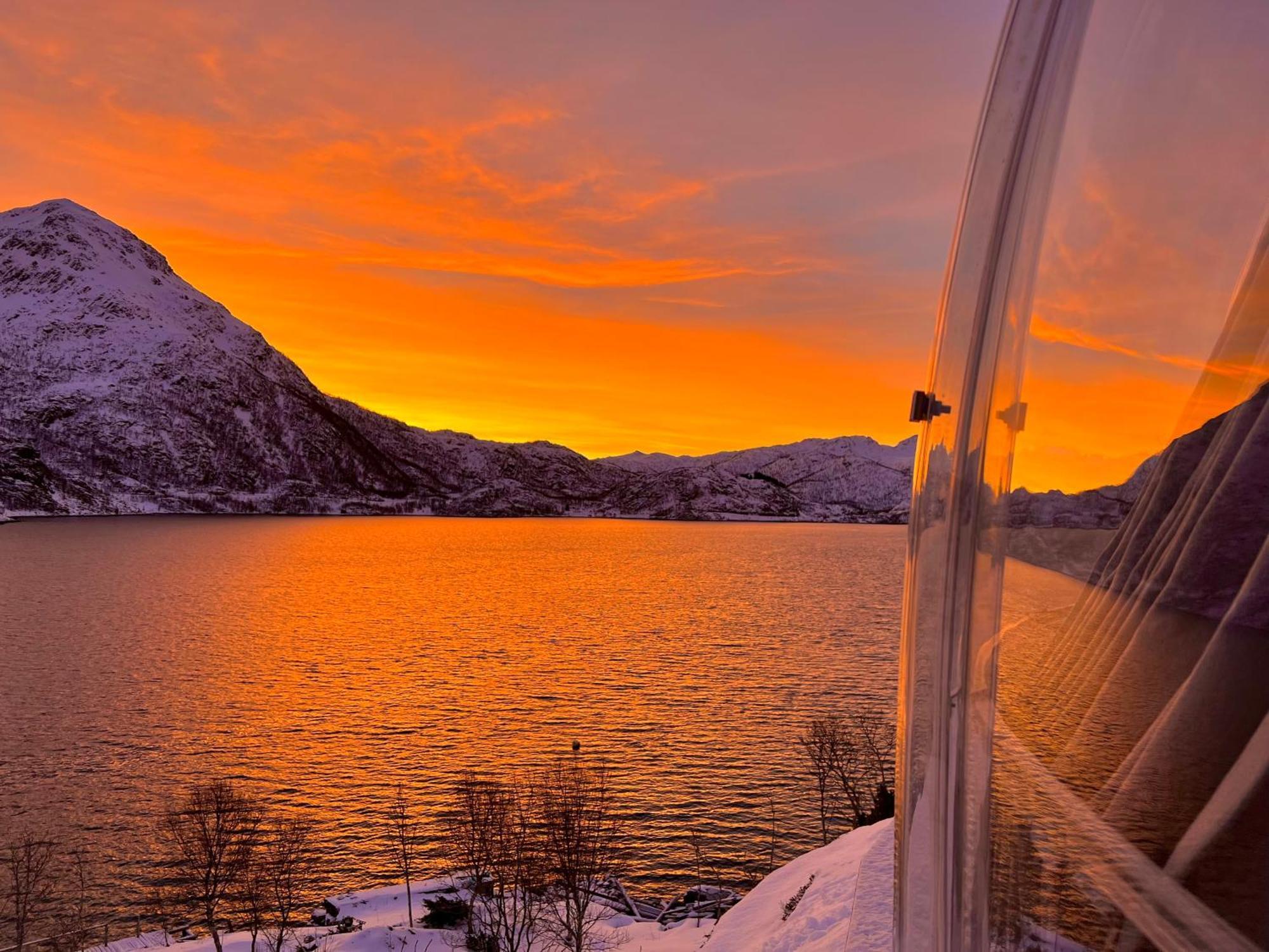 Lofoten Glampingdome Myrland 外观 照片